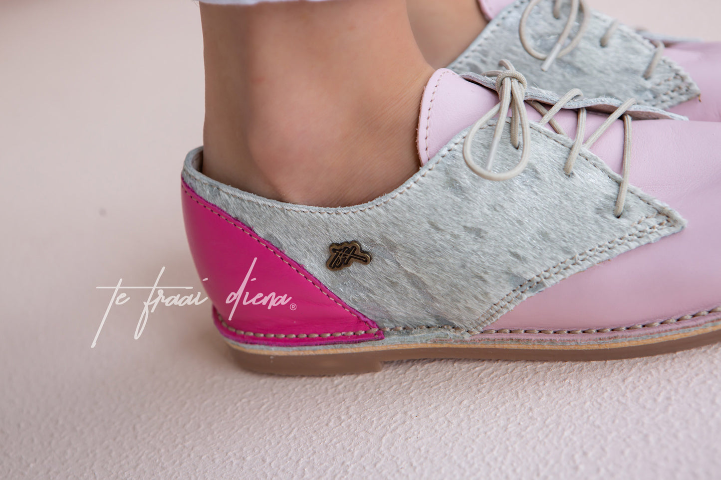 Diena Vellie - Pink Milkshake