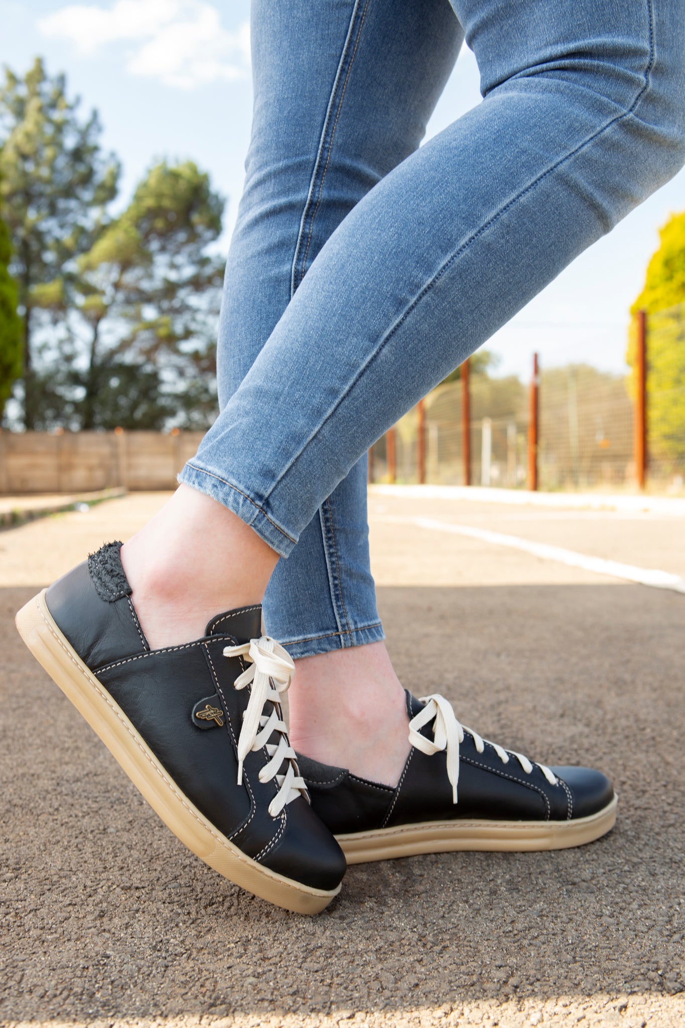 Nienke Sneaker - Black