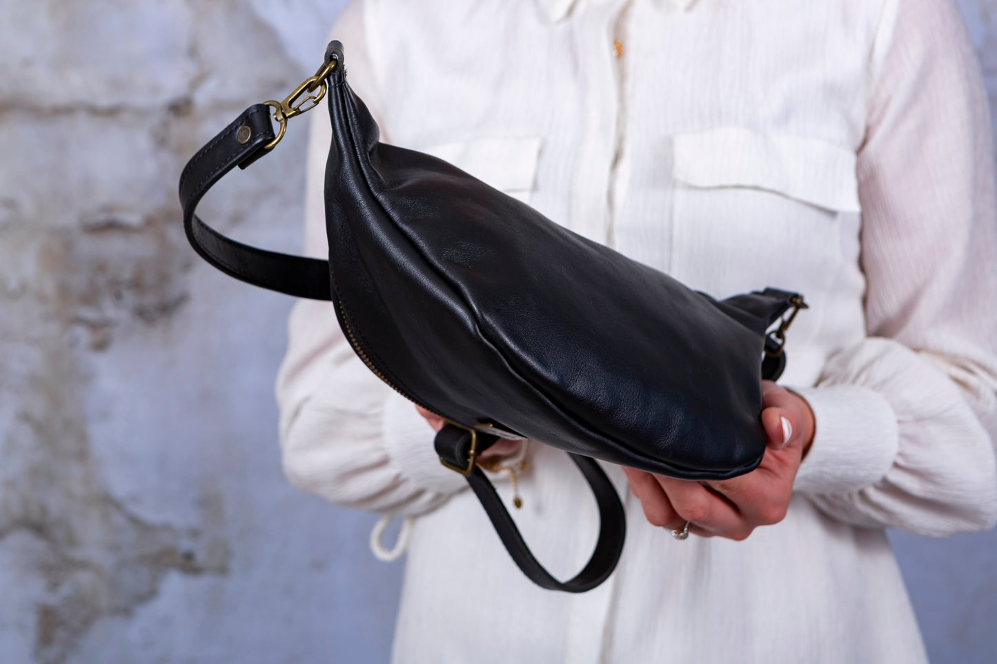 Alexa Moonbag - Black
