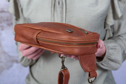 Cross Body Bag - Walnut