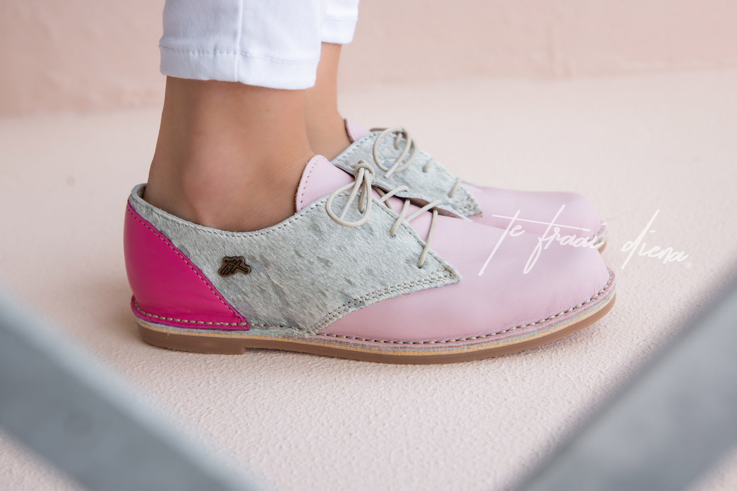 Diena Vellie - Pink Milkshake
