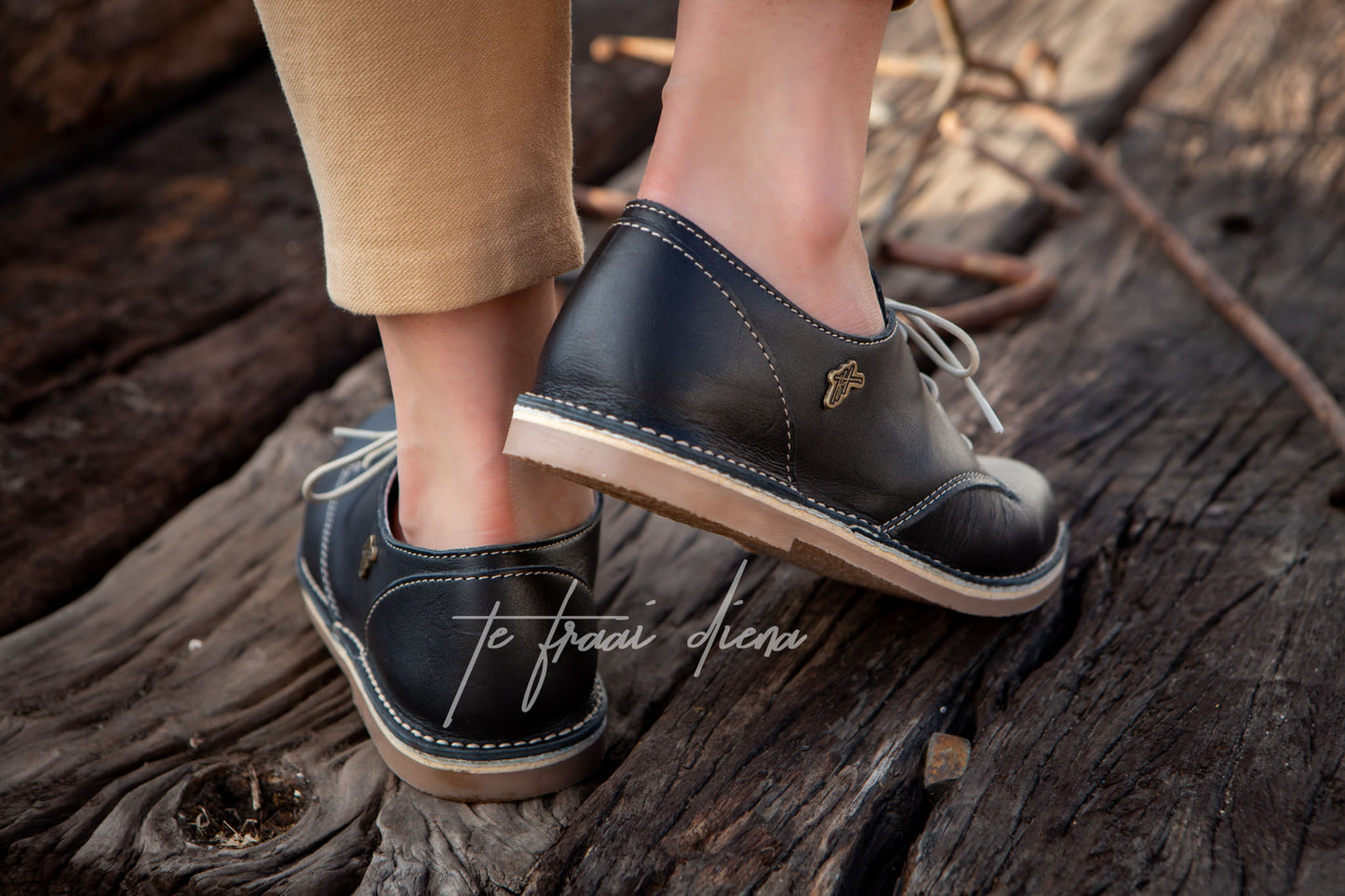Diena Vellie - Black