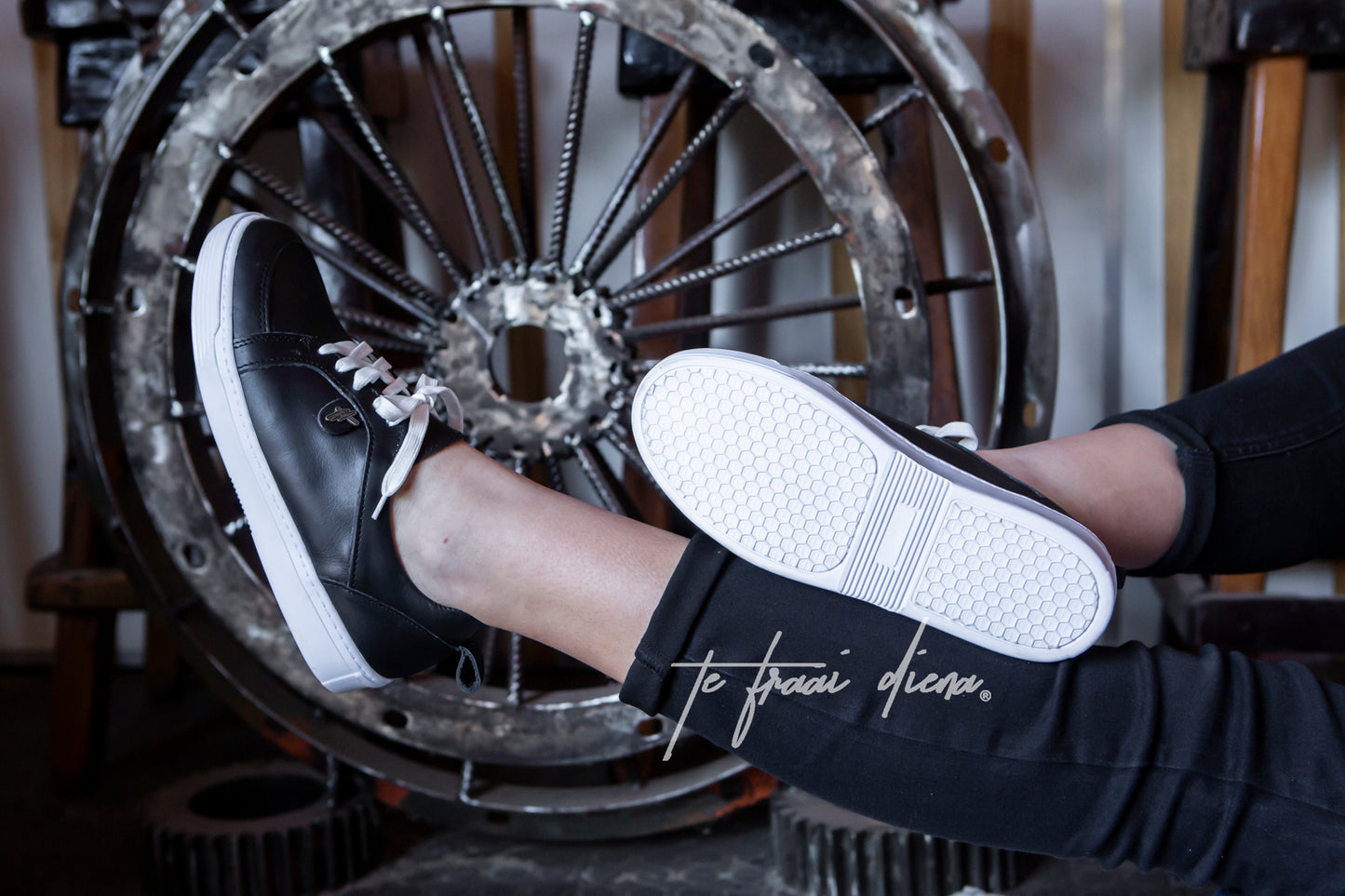 Fleur Sneaker - Black