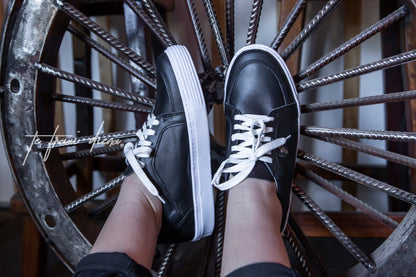 Fleur Sneaker - Black