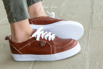 Fleur Sneaker - Tan