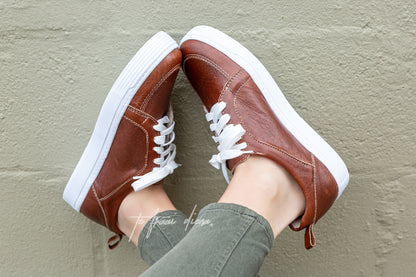 Fleur Sneaker - Tan