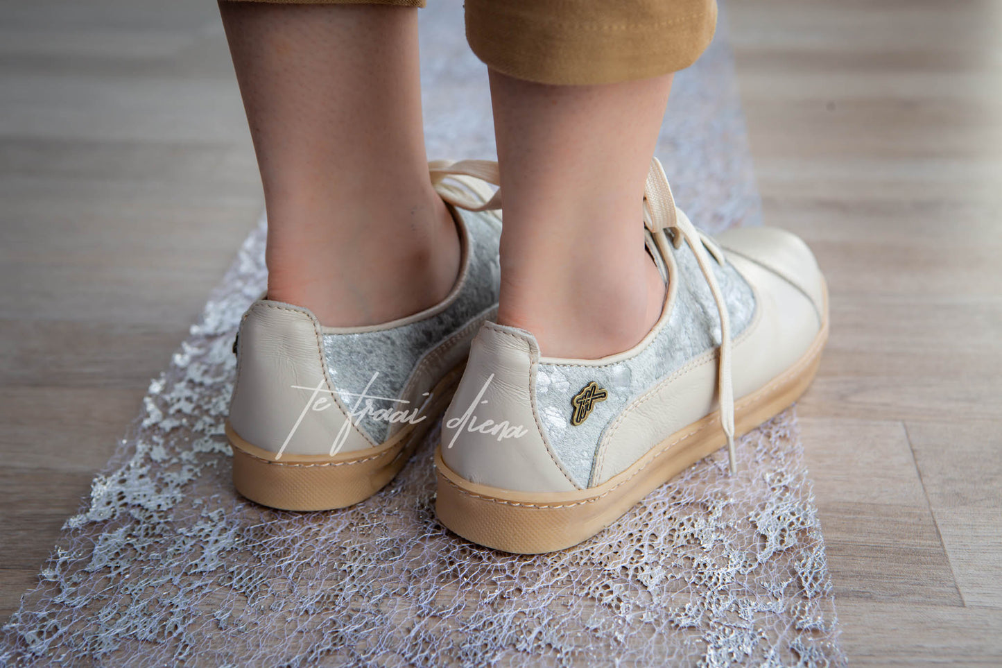 Gerdi Sneaker - Cream & Silver Nguni