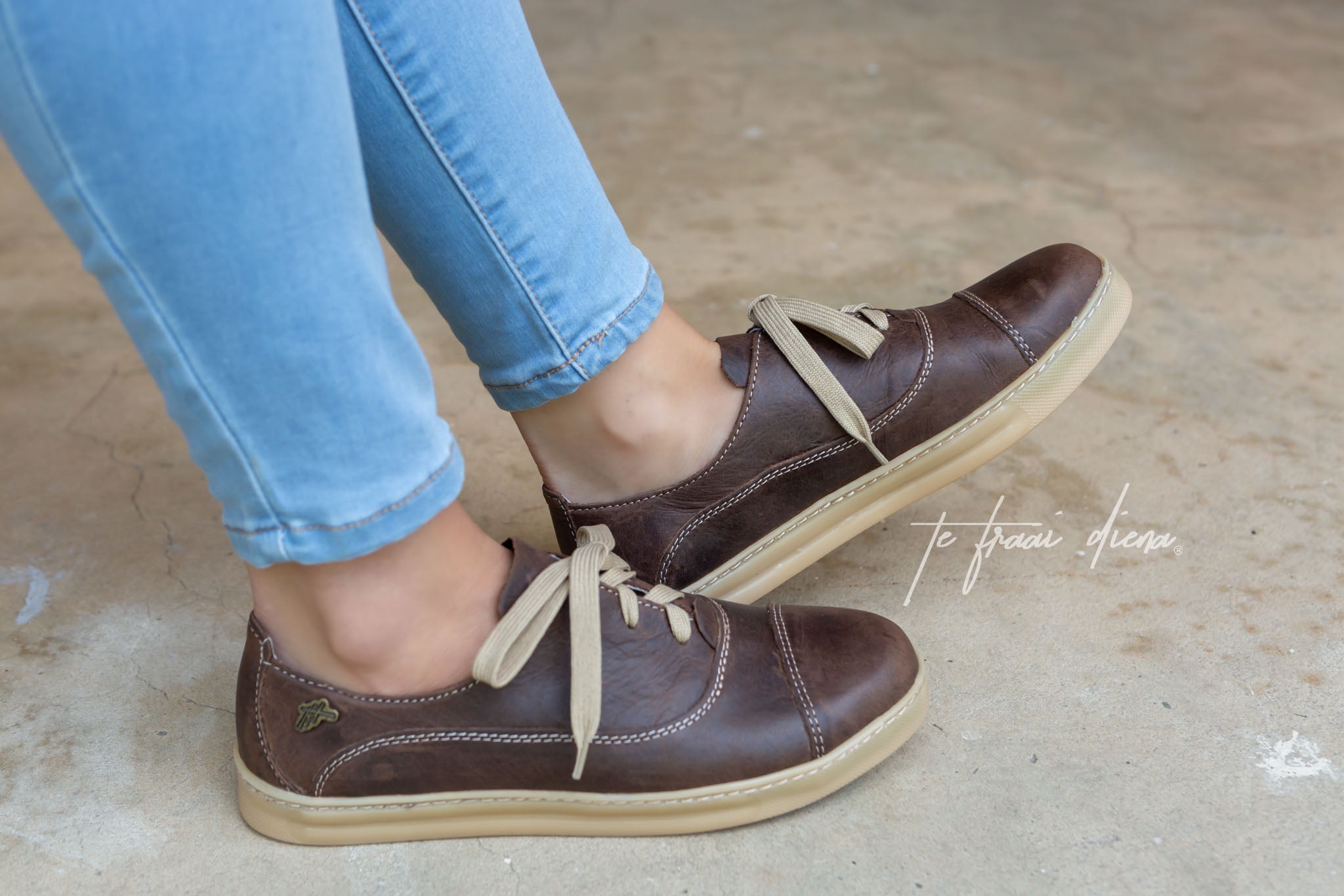 Gerdi Sneaker - Choc – Te Fraai Diena