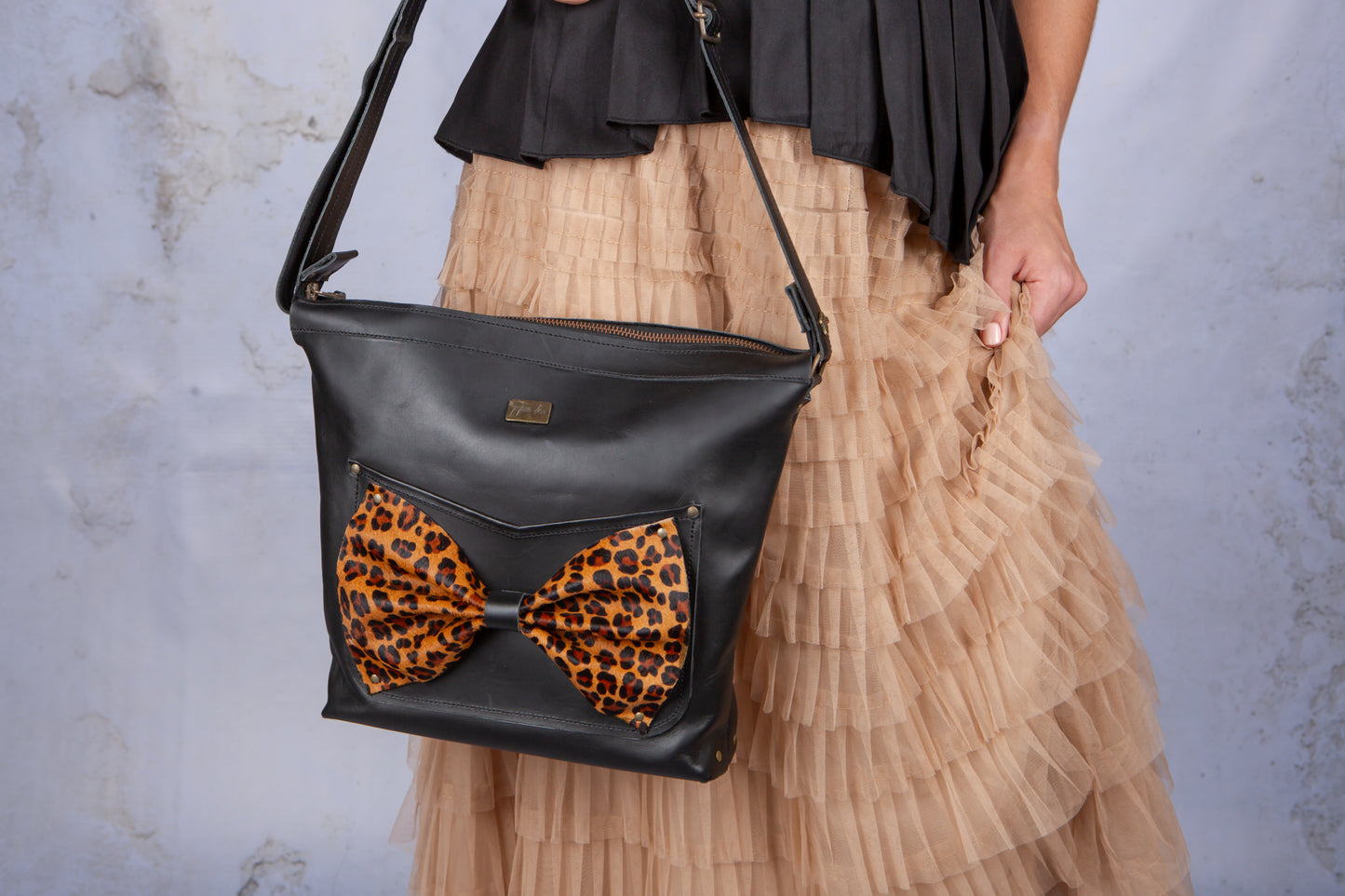 Janine Bow - Black & Jaguar