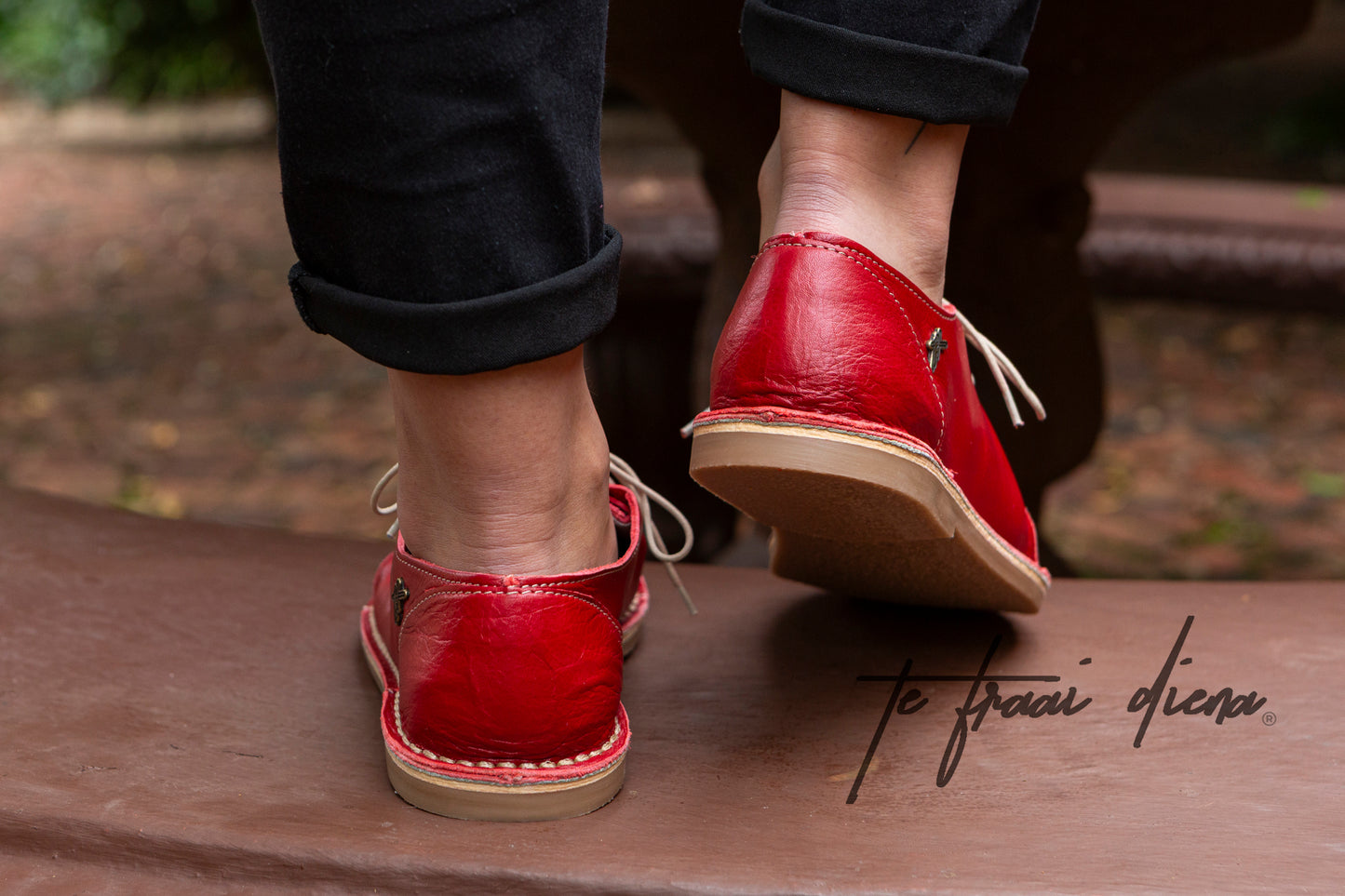 Leia Barefoot - Cherry