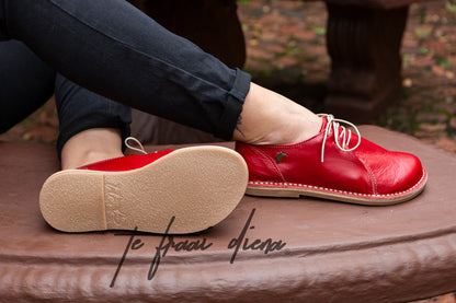 Leia Barefoot - Cherry
