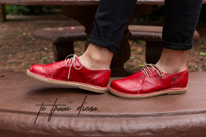 Leia Barefoot - Cherry