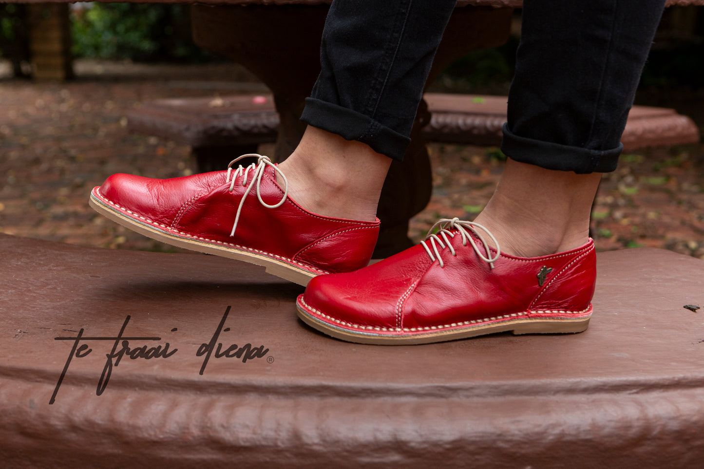 Leia Barefoot - Cherry
