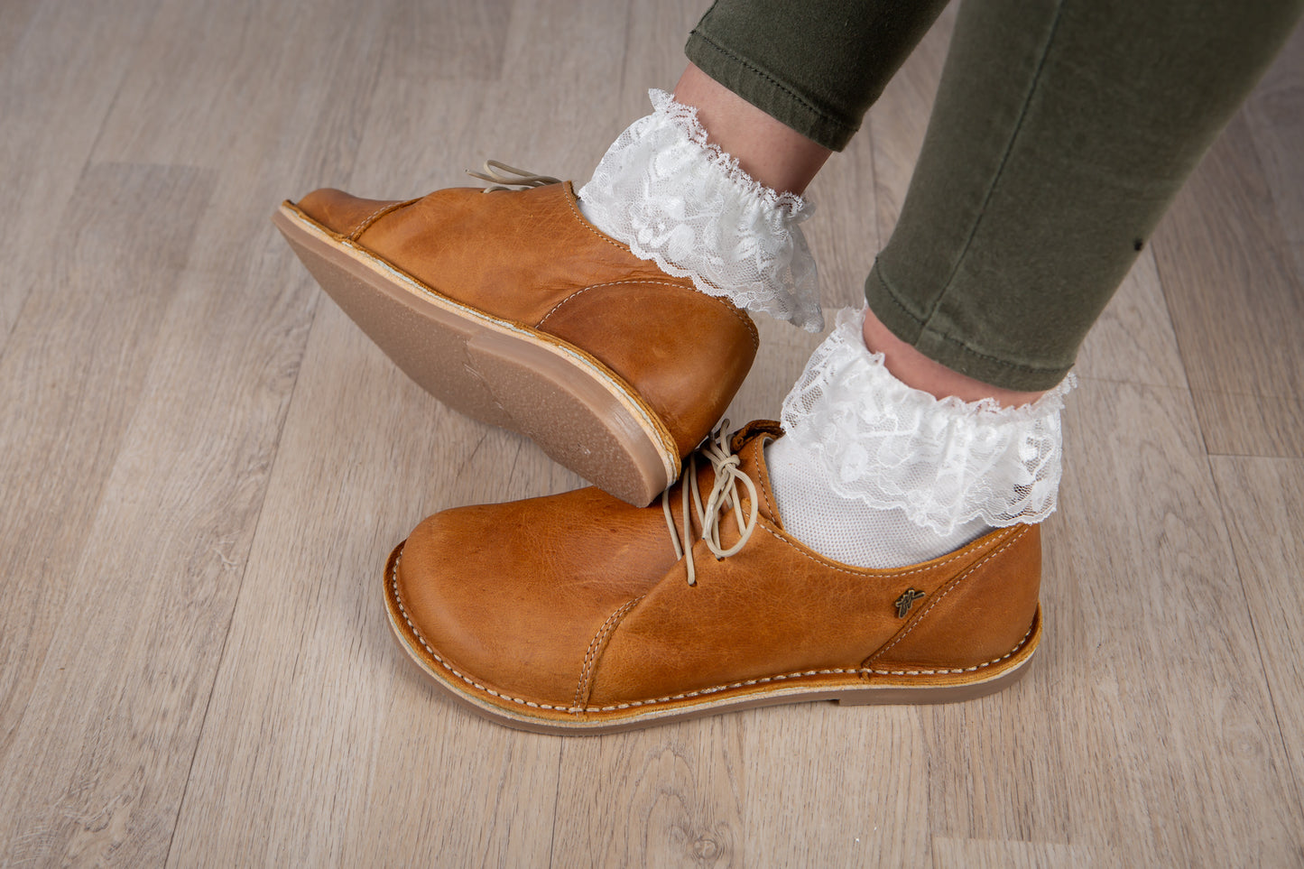 Leia Barefoot - Toffee