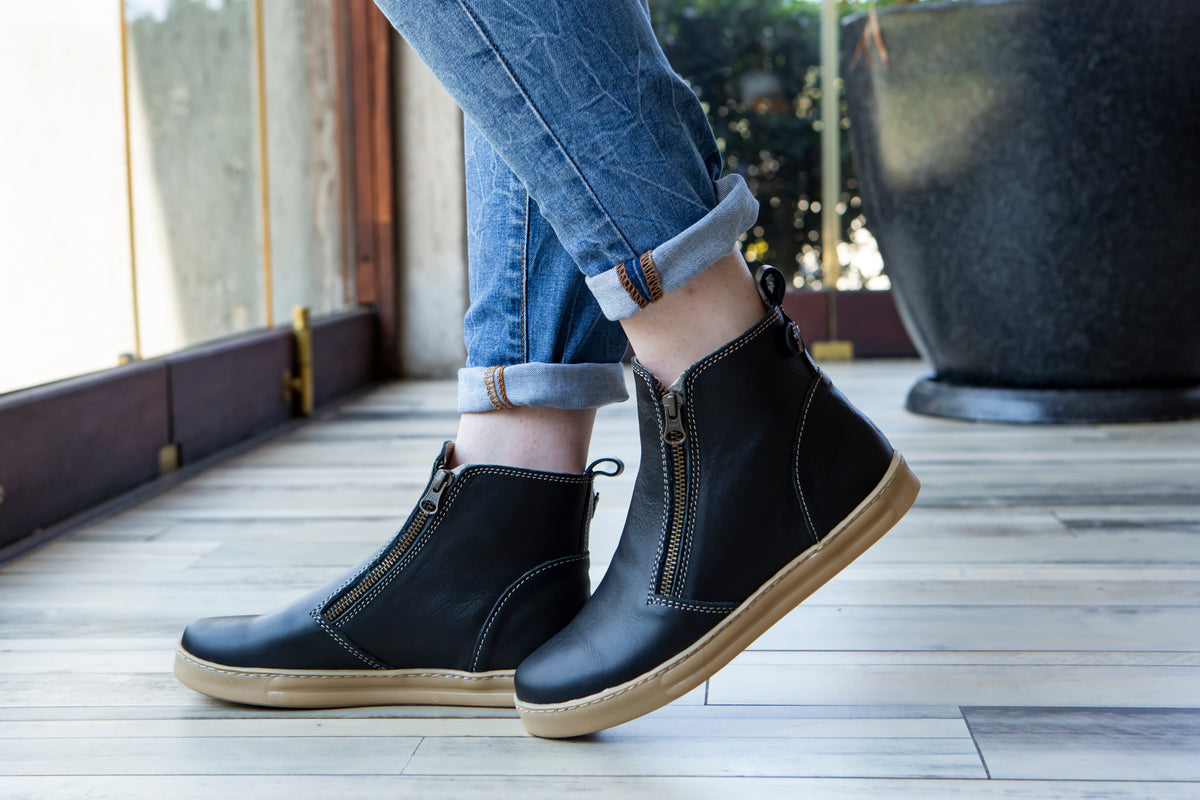 Liezl - Black