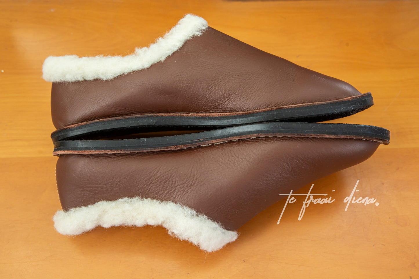 Men's Slipper - Texas Tan