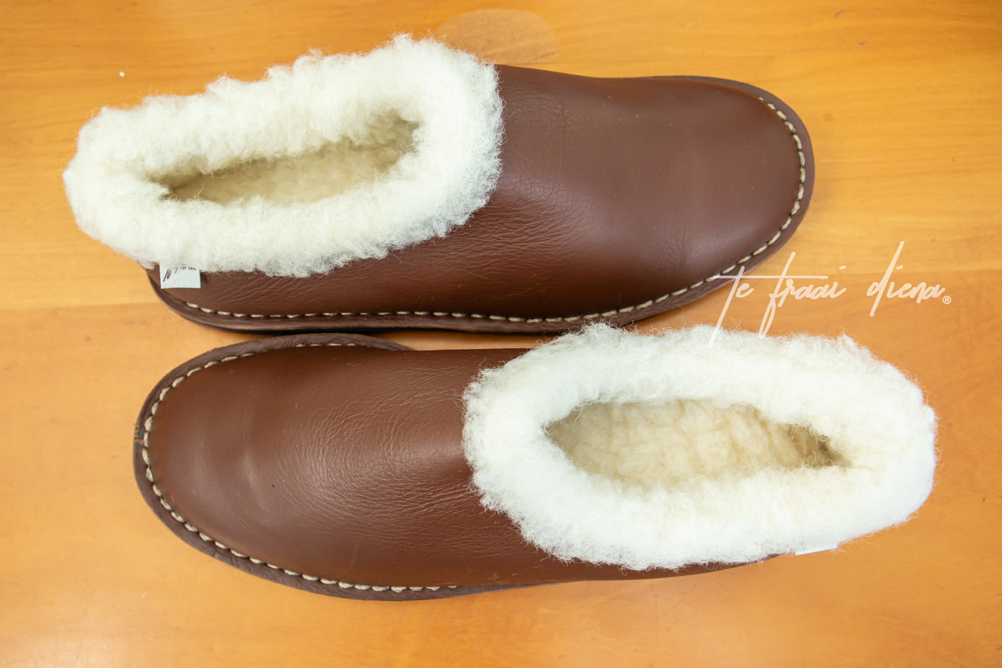 Men's Slipper - Texas Tan