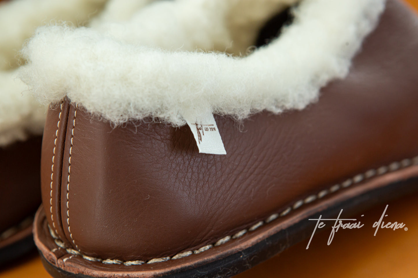 Men's Slipper - Texas Tan