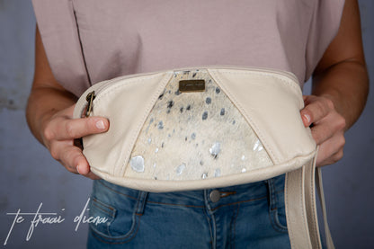 Moonbag - Cream & Silver