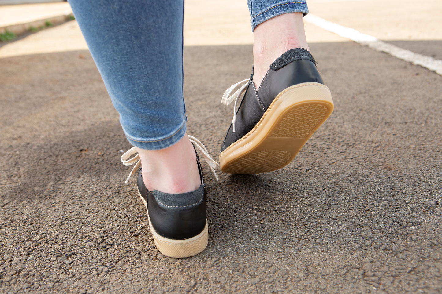 Nienke Sneaker - Black