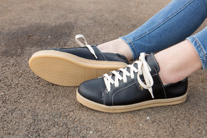 Nienke Sneaker - Black