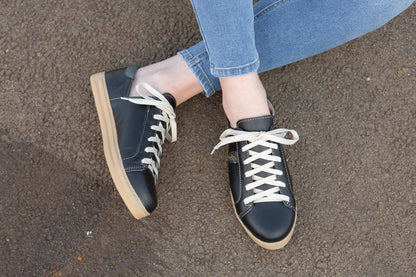 Nienke Sneaker - Black