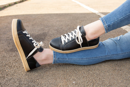 Nienke Sneaker - Black