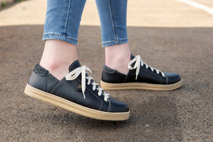 Nienke Sneaker - Black