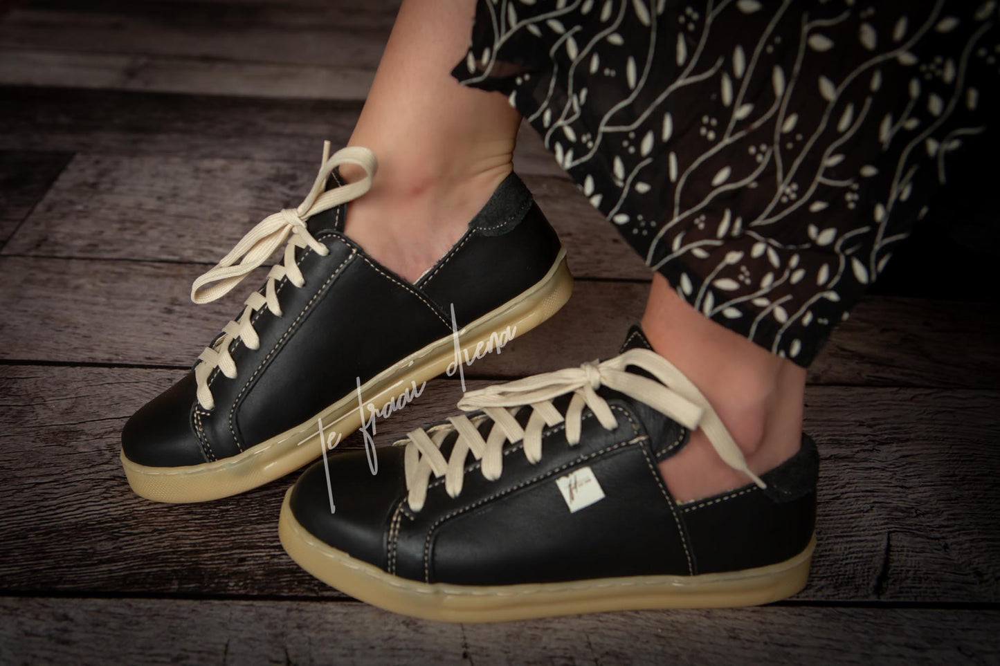 Nienke Sneaker - Black