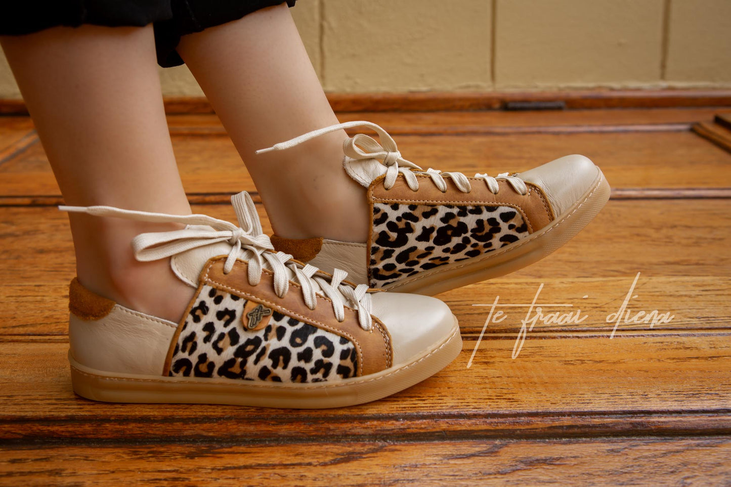 Nienke Sneaker - Cream, Toffee & Jaguar