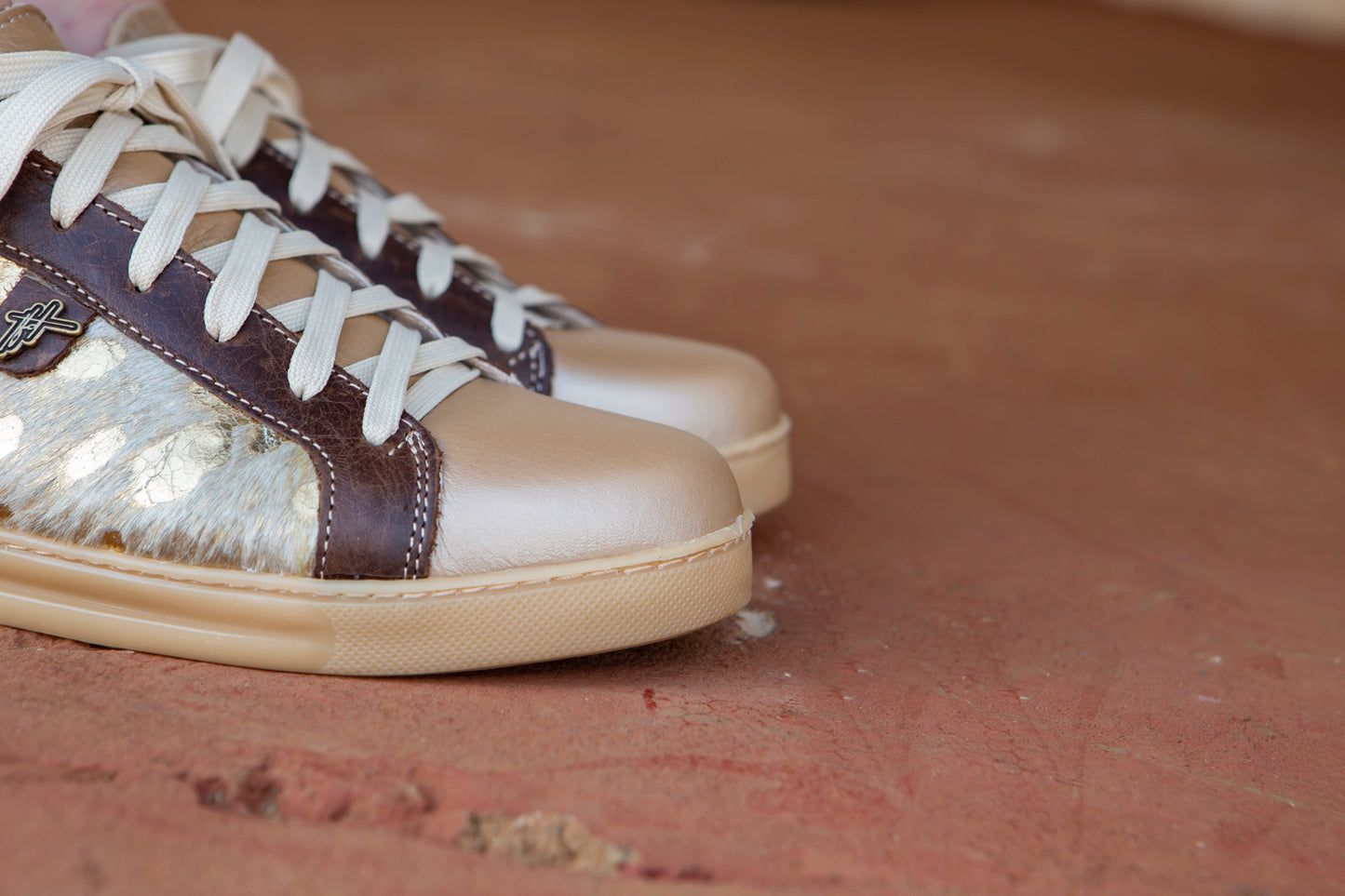 Nienke Sneaker - Gold Rush