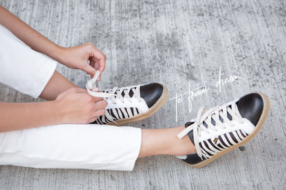 Nienke Sneaker - Liquorice