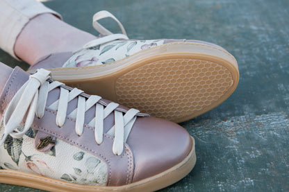 Nienke Sneaker - Blush & Bloom