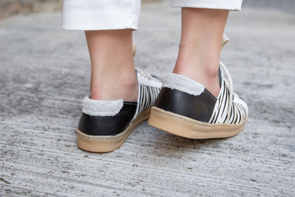 Nienke Sneaker - Liquorice