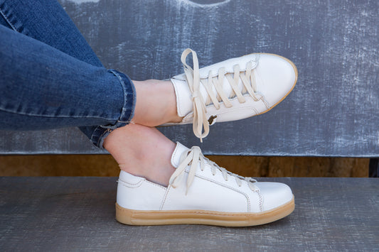 Nienke Sneaker - White