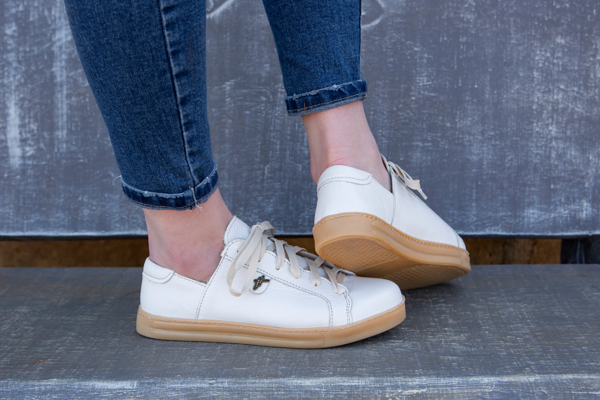 Nienke Sneaker - White