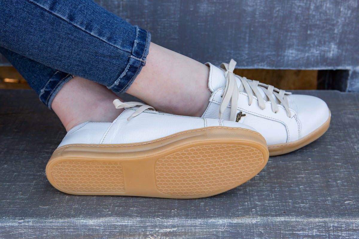Nienke Sneaker - White