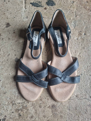 Nina - Black (Original Edition) - Voetstoots