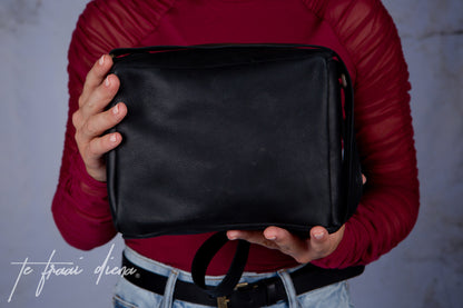 Olivia Sling Bag - Black