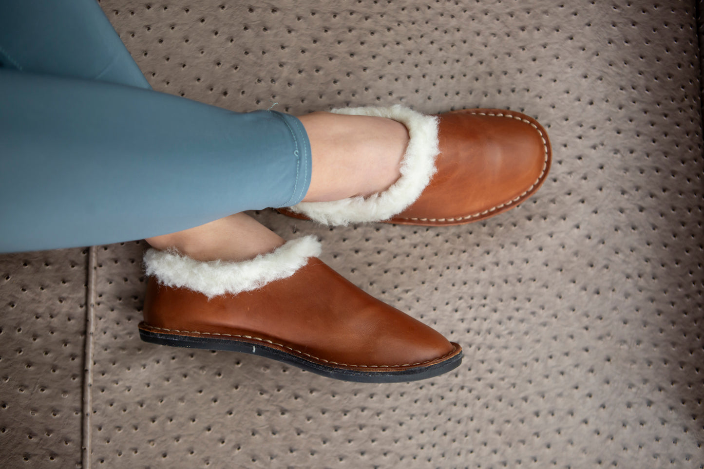 Simone Slipper - Walnut