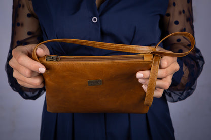 Small Sling Bag - Toffee