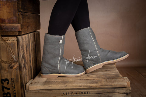 Stella - Storm Grey