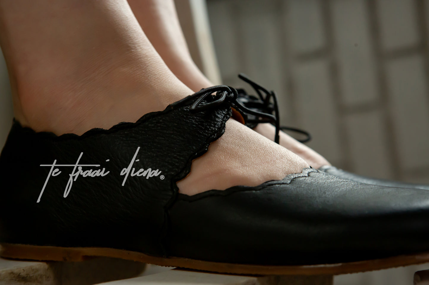 Suna - Black