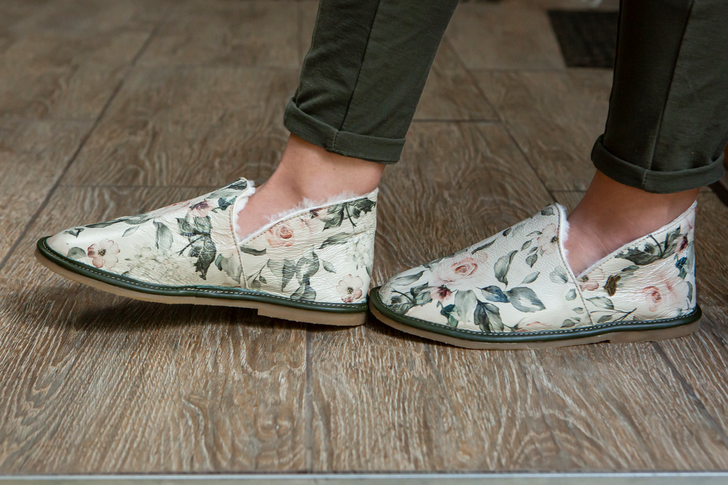 TFD Slipper - Floral (Ltd Edition)