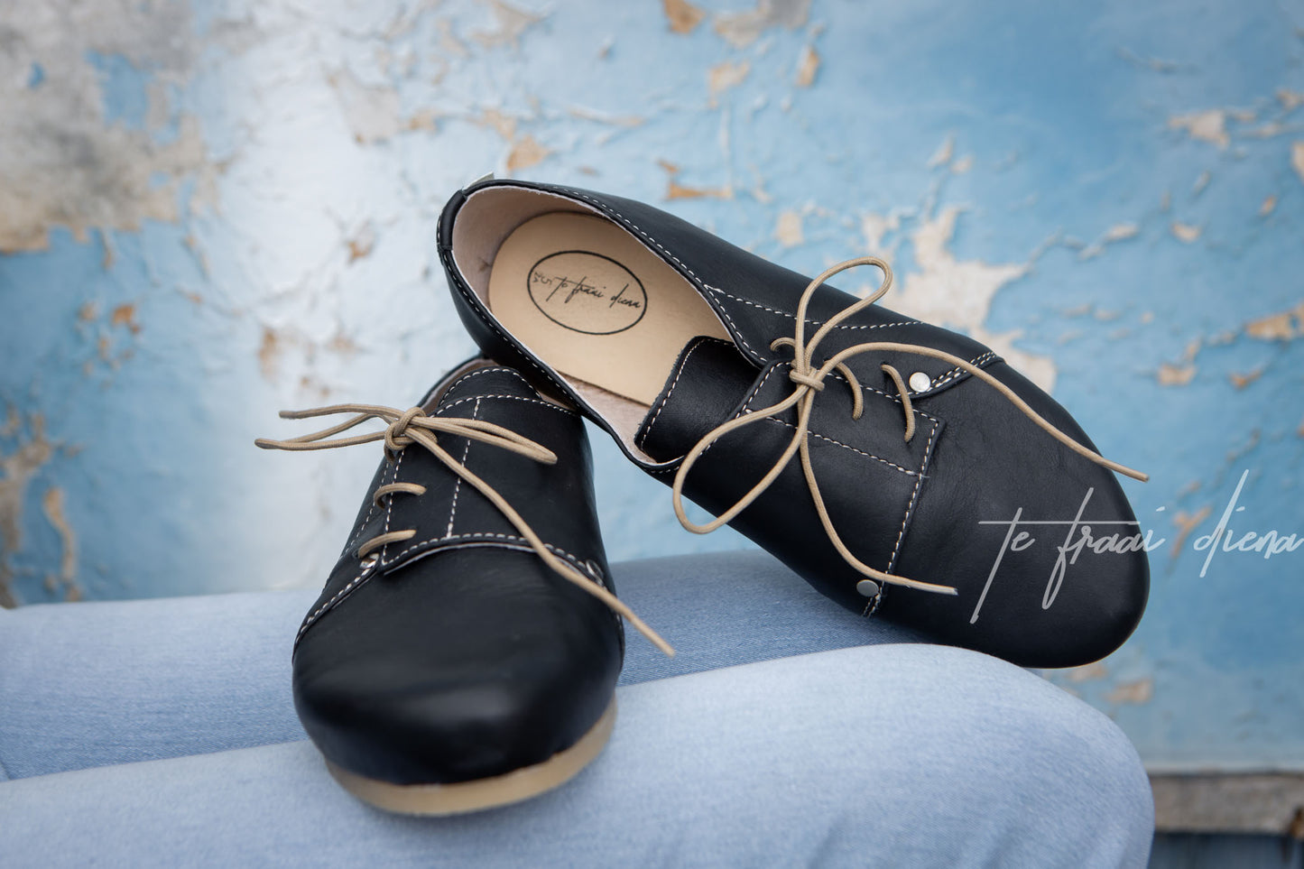 Tiana - Black