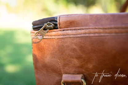 Vanity/Cooler Bag - Vintage Tan