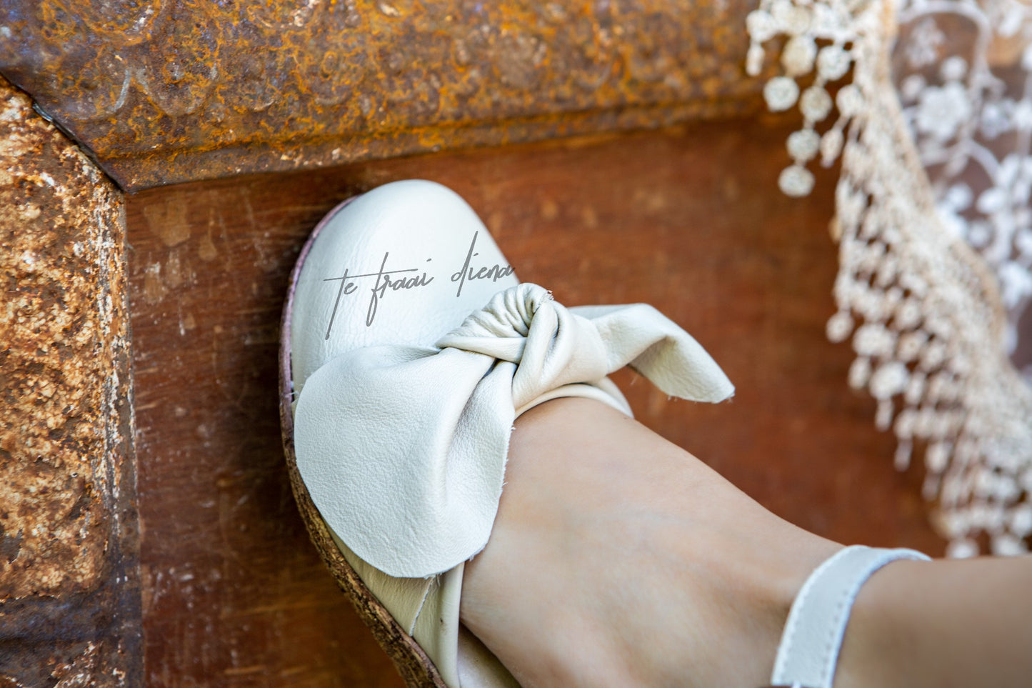 Margo - Cream (Off White)