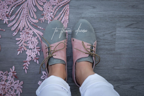 Tiana - Stone Grey & Dusty Pink (End of Colour)