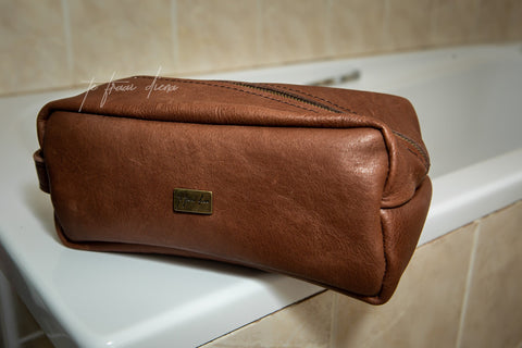 Toiletry Bag - Brown